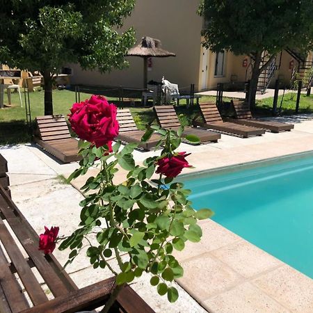 Brisas Del Lago Apartamentos Colon  Exterior photo