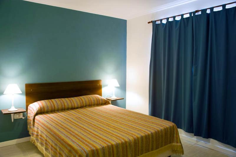 Brisas Del Lago Apartamentos Colon  Exterior photo