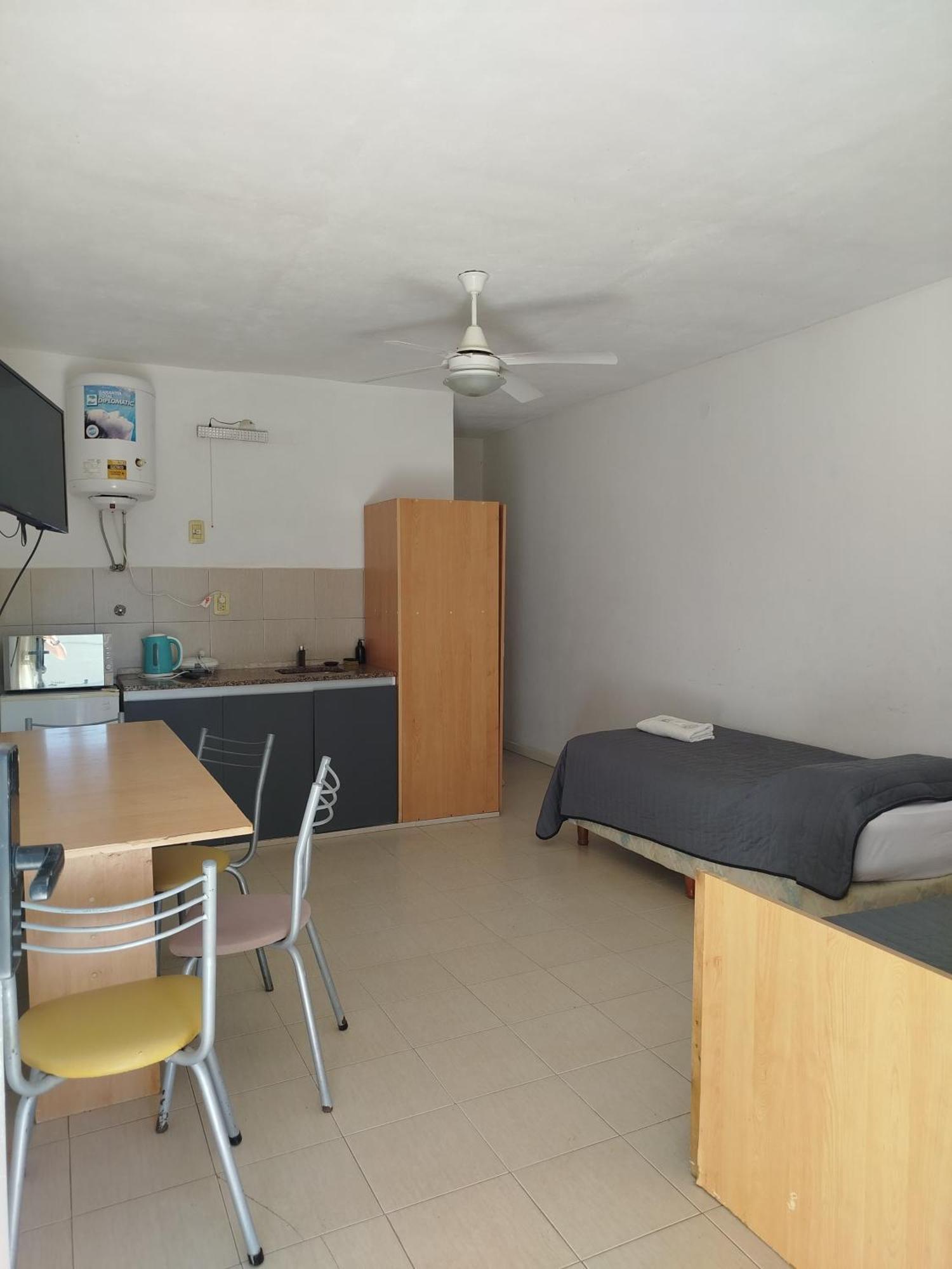Brisas Del Lago Apartamentos Colon  Exterior photo